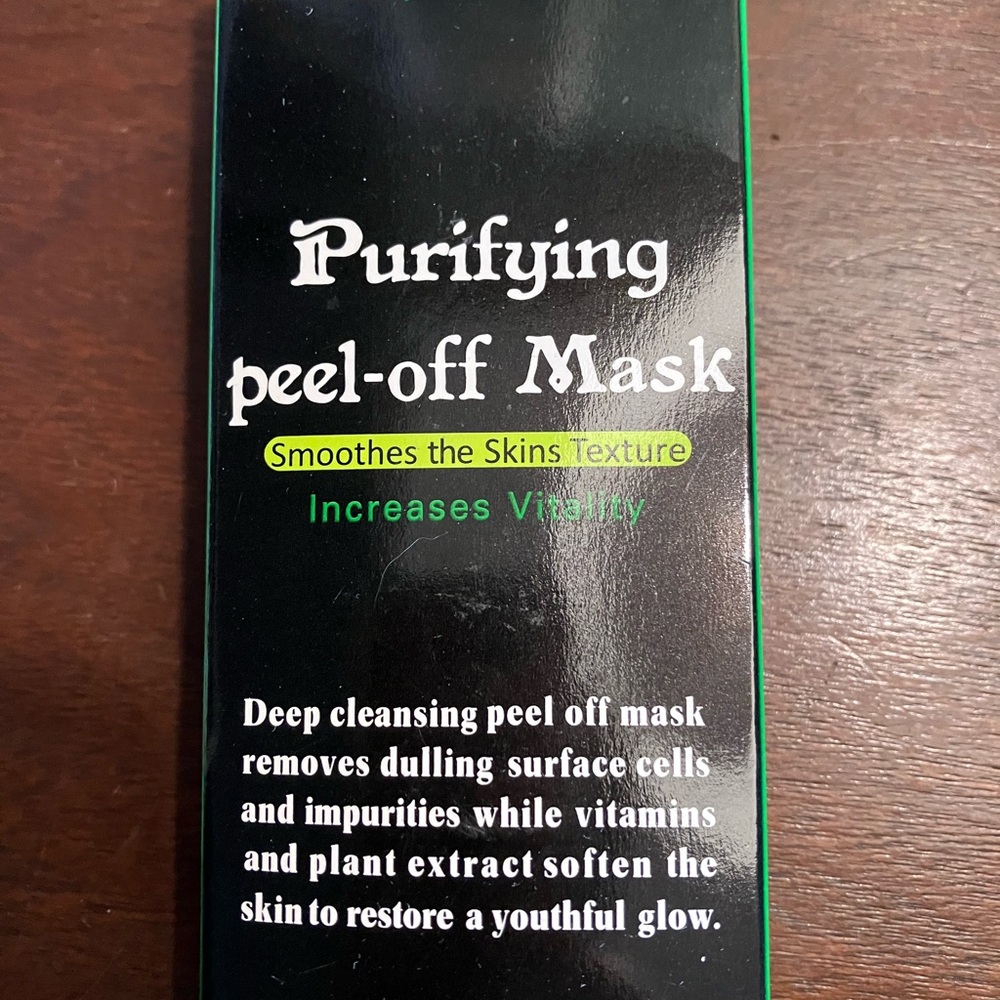 🐞Shillls is Black Purifying Skincare Mask